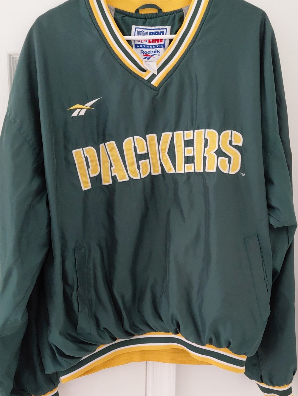 Reebok Dark Green and Yellow Packers Crewneck Pullover